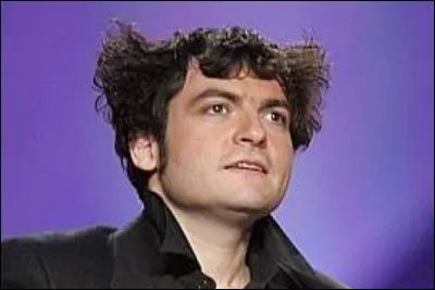 "Il suffit / D'une seule fois / Une malchance / Une imprudence / Une fausse note et la vie s'en va." Quelle maladie a frappé la jeune femme dans "Le radeau", chanson de Matthieu Chedid ?