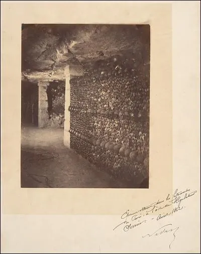 Quel est l'autre problème que rencontre la ville de Paris et qui force celle-ci à aller dans cette direction ?