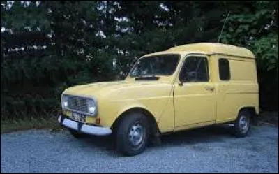 Dans le film "Les Visiteurs", quel personnage dit "C'est des malades ! " en voyant Jacquouille la Fripouille et Godefroy de Montmirail ?