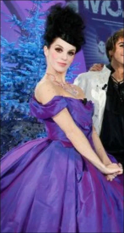 A quelle occasion Constance Weber porte-t-elle cette robe ?