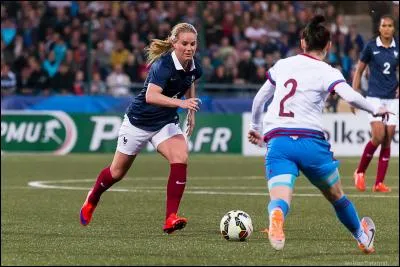 Qui est cette Bleue ?