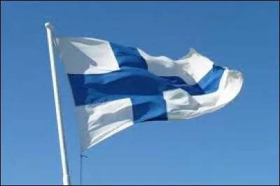 Dans lequel de ces pays parle-t-on, entre autres, le finnois ?