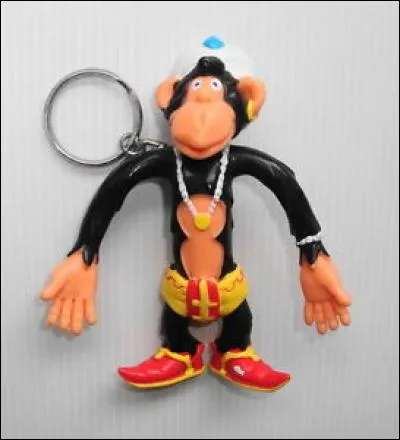 Pour obtenir cet autre singe porte-clef, il faut acheter un vêtement de la marque...