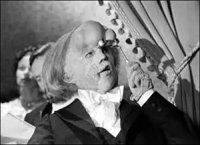 De qui est le film retraçant la vie de Joseph Merrick souffrant de la maladie de Porée ?