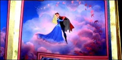 Juste avant que le livre ne se referme à la fin du film, de quelle couleur la robe d'Aurore est-elle à la fin ? Est-elle rose ou bleue ?