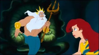 Pendant qu'Ursula complote dans l'obscurité, Ariel, elle, a d'autres préoccupations. Son père et Sébastien n'ont pas apprécié son absence à la fête et ils exigent des explications. Lorsque Triton apprend qu'elle est montée à la surface, il entre dans une colère noire et lui interdit d'y retourner. 
Ariel s'enfuit, et Triton demanda alors à Sébastien de...