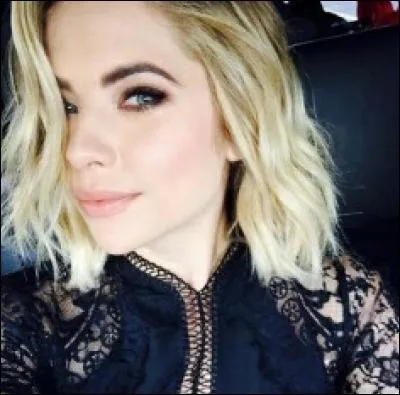 Comment s'appelle son papa ?