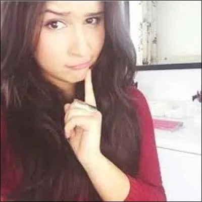 Une youtubeuse très attachante et très amusante, c'est...