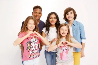 Pour finir, comment s'appelle ce groupe de jeunes chanteurs ?