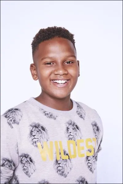 Comment s'appelle ce jeune chanteur, âgé de 13 ans ?