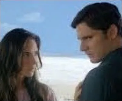 Avec qui Bruce Baner (Hulk) est-il fiancé ?