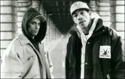 Quel groupe de rap chante "Police" en 1993 ?