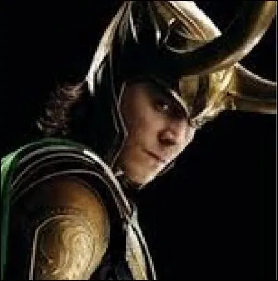 Qui est en fait le super-vilain appelé Loki ?