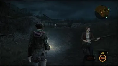 Que doivent trouver Claire et Moira pour réparer le vieil hélicoptère qu'elles trouvent avec Gabriel Chavez et Pedro Fernandez ?