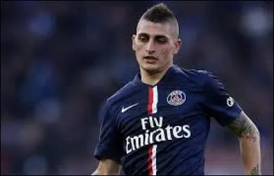 Milieu italien qui a joué dans un club de seconde division en Italie nommé Pescara. Il est...