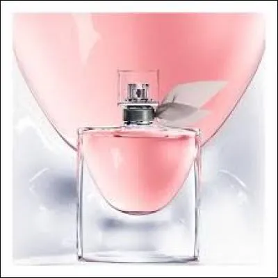 Quel est le nom du parfum de Lancôme présenté sur la photo ?