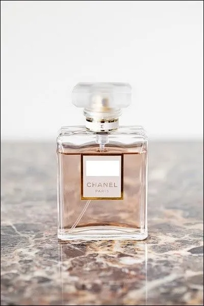 Comment s'appelle ce parfum de Chanel ?