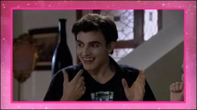 Max est-il un vrai vampiro ?