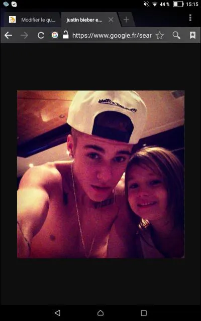 Quel est le prénom de sa petite sur ?