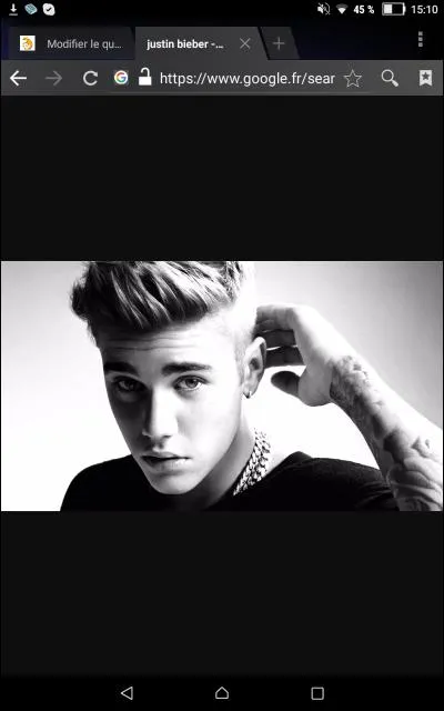 De quelle nationalité est Justin ?