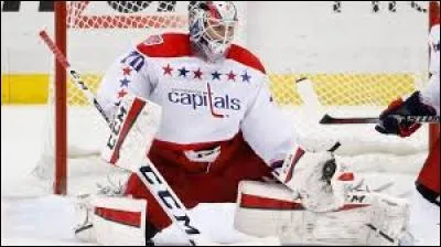 Il était le meilleur gardien lors de la saison 2015-16.