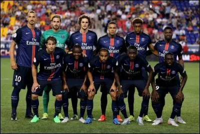 En quelle année le Qatar rachète-t-il le club de football « PSG » (Paris Saint-Germain) ?