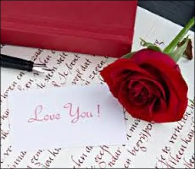 "Une déclaration, ma déclaration. Juste deux ou trois mots d'amour pour te parler de nous. Deux ou trois mots de tous les jours, c'est tout" sont des paroles de...