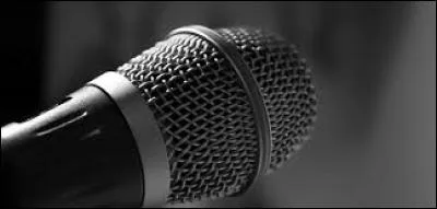 Quel chanteur canadien a déclaré : "Tout le monde finit par mourir, plusieurs le font sans avoir vécu." ?