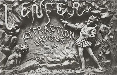 Les serveurs de l'enfer vêtus de tenues démoniaques tenaient des propos pittoresques, ainsi une commande de trois cafés noirs enrichis de cognac se transformait en une langue pittoresque...