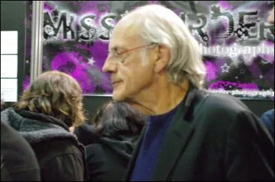 En février 2016, à quelle exposition les fans français ont-ils pu rencontrer Christopher Lloyd ?