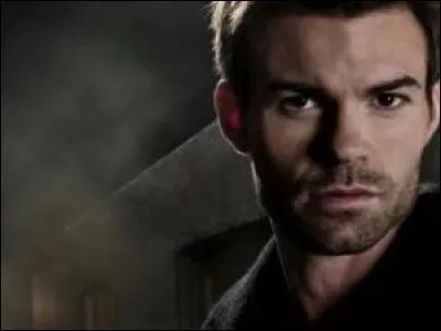 Qui sont les deux personnes parmi les personnages ci-dessous qui sont de la lignée d'Elijah ?