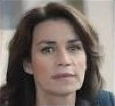 Comment se prénomme la femme de Martin ?