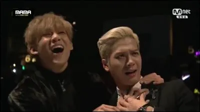 Qui est le groupe rookie de la JYP ?