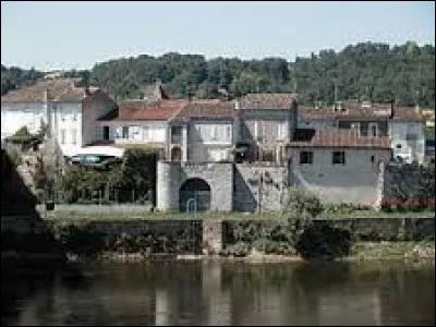 Ville aquitaine de l'aire urbaine de Bergerac, Port-Sainte-Foy-et-Ponchapt se situe dans le département ...