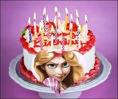 Ma petite chérie, j'ai décidé de t'offrir une tour. Tu pourras aller t'y cacher si tes parents te cherchent, par exemple ! Tu pourras aussi pratiquer un sport que j'adore, en t'appuyant sur cette tour :