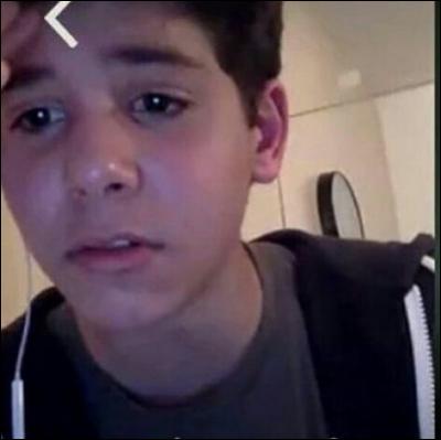 Pourquoi Sulivan pleure-t-il sur cette photo ?