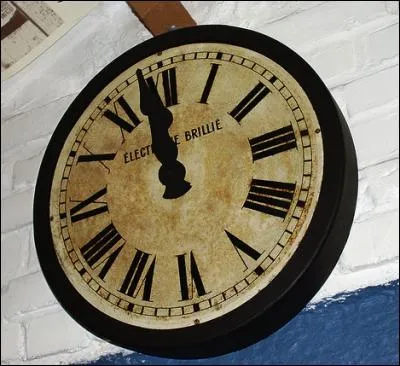 Combien y a-t-il de coups de Midi dans l'émission de Jean-Luc Reichmann ?