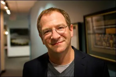 Qui est l'auteur du lire nommé "Le parfum de ces livres que nous avons aimés " ?