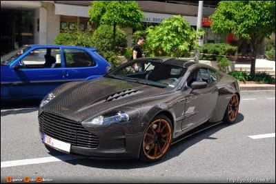 Par qui cette Aston Martin a-t-elle été préparée ?