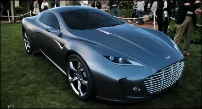 Comment s'appelle ce concept Aston Martin ?