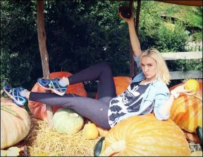 Pourrait-on dire qu'elle soit plutôt 'travailleuse' ou 'gameuse' ?