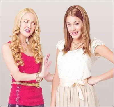 Ludmila est-elle gentille avec Violetta ?