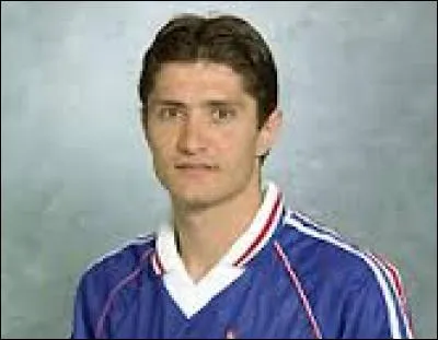 Combien de buts Bixente Lizarazu a-t-il inscrits avec les Bleus ?