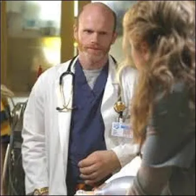 Dans quelle série Robert Romano perd-il sa main ?