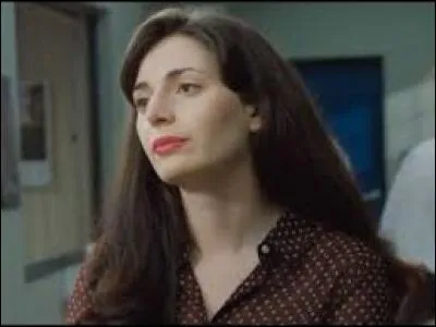 Comment s'appelle cette femme ? Qui est-elle ?