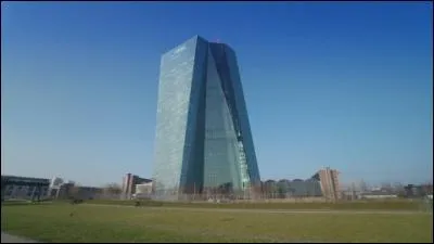 Dans quelle ville allemande se trouve le siège de la Banque centrale européenne (BCE) ?