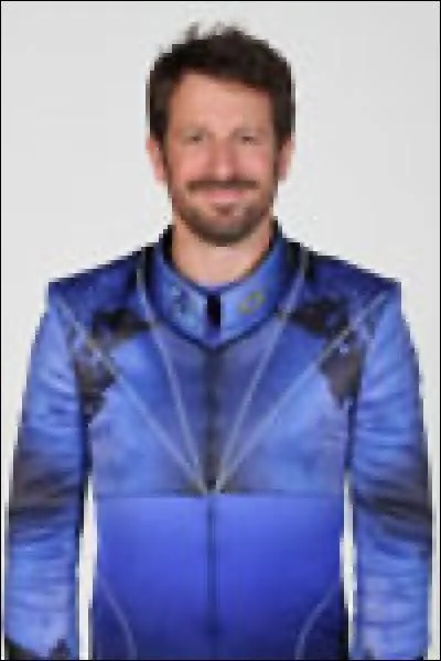 Comment s'appelle le commandant de l'Argo ?