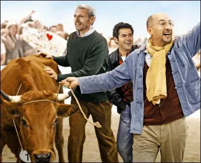 Fatah, petit paysan Algérien n'a d'yeux que pour sa vache , qu'il rêve d'emmener à Paris, au salon de l'Agriculture... Quel nom porte l'héroïne de ce film "La vache" ?