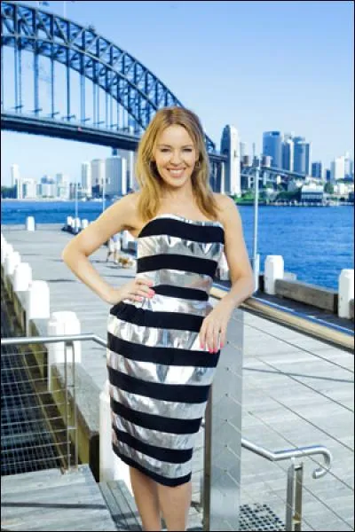 Laquelle de ces chanteuses n'est pas originaire d'Australie ?