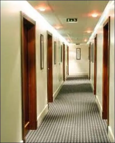 À cause d'une superstition connue, quel numéro de chambre ne rencontrez pas dans la plupart des hôtels ?